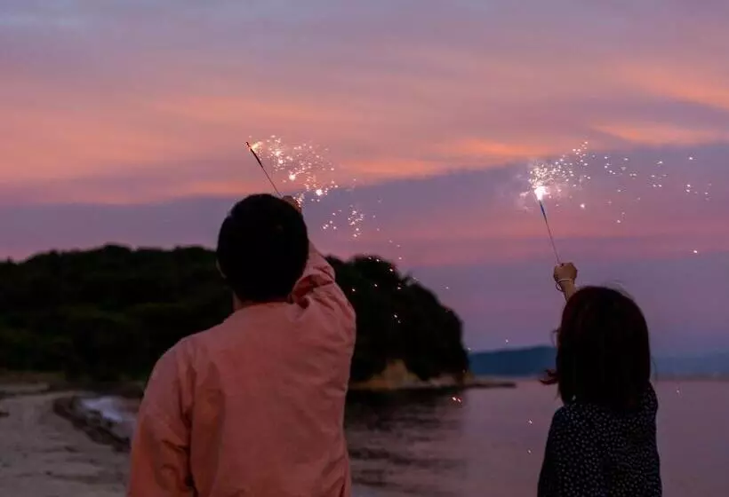 ホテル 直島町ふるさと海の家 つつじ荘  Seaside Park Stay Tsutsujiso