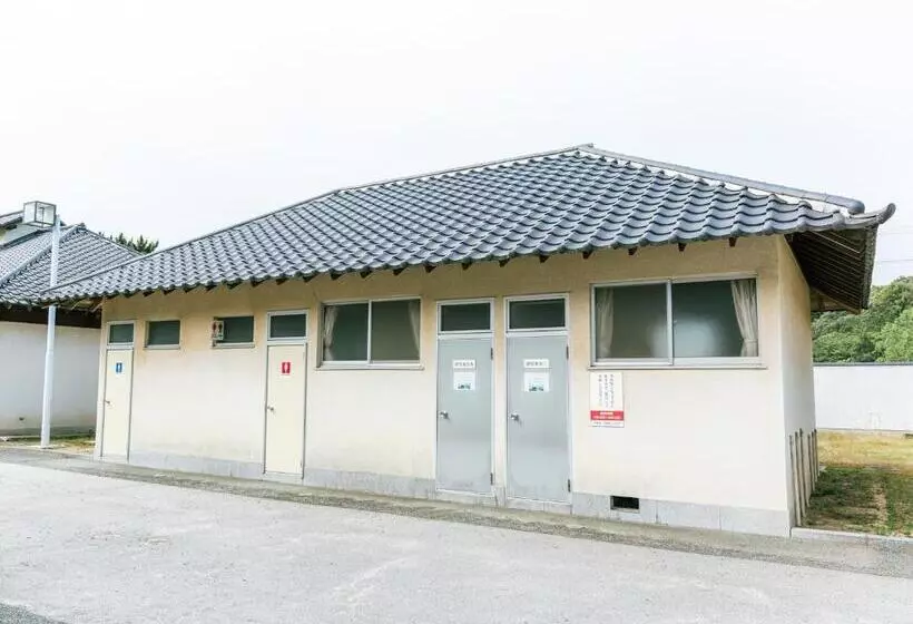 ホテル 直島町ふるさと海の家 つつじ荘  Seaside Park Stay Tsutsujiso