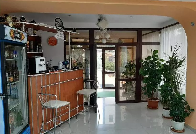 Hotelli Vila Dolly