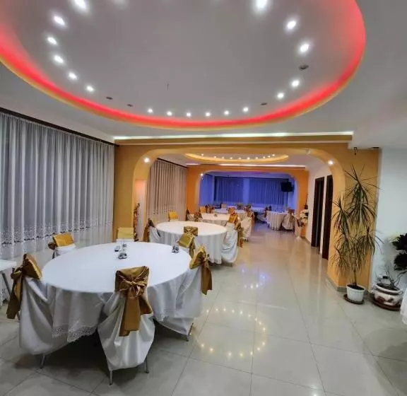 Hotelli Vila Dolly