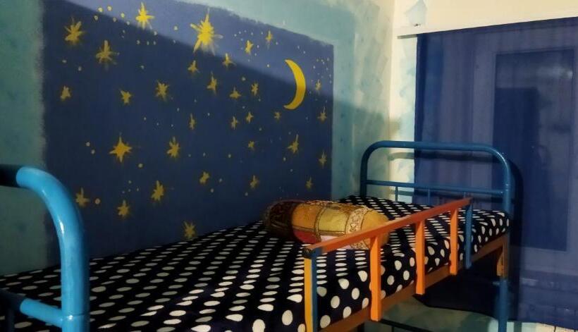 펜션 Asine Yerevan