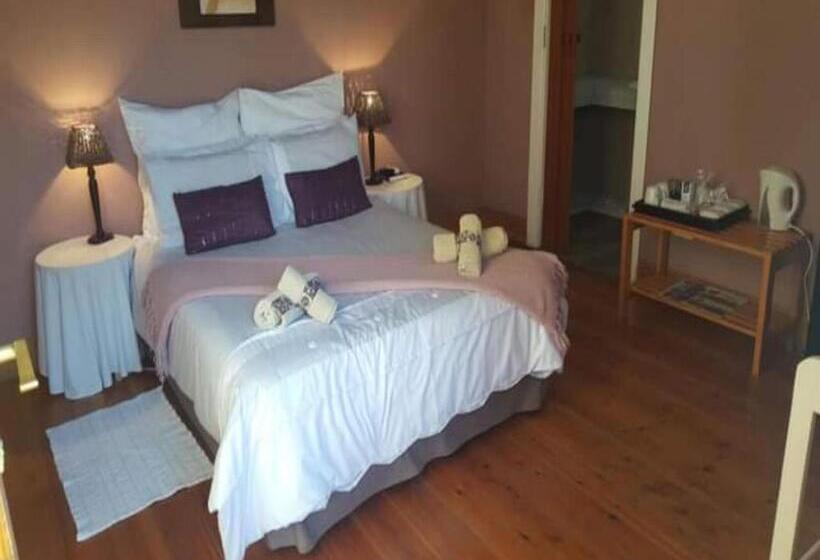 פנסיון Travellers Joy Guest House