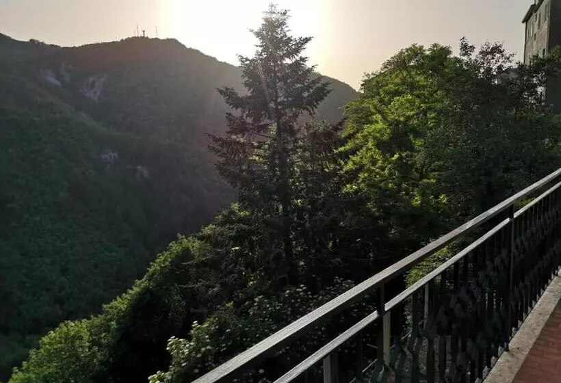 Struttura L  Occhio Sul Pollino