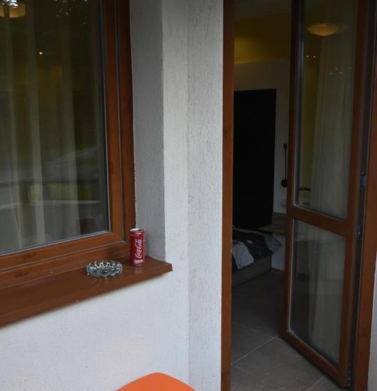 Studio Villa Park Premium