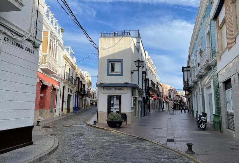 A Charming 6 Person Apartment, Golf, Surfing, Free Tennis Courts And Bicycles