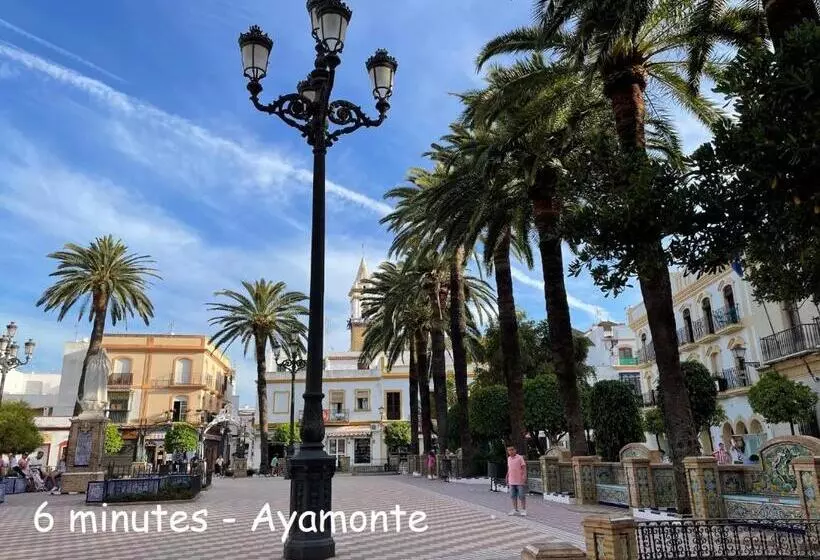 A Charming 6 Person Apartment, Golf, Surfing, Free Tennis Courts And Bicycles