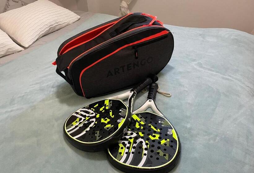 A Charming 6 Person Apartment, Golf, Surfing, Free Tennis Courts And Bicycles