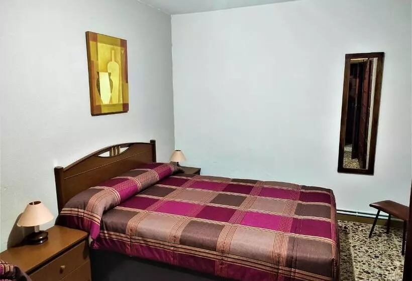 Casa Rural El Huerto Con Jardín