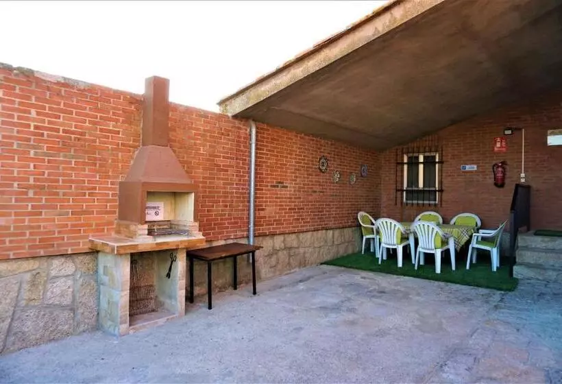 Casa Rural El Huerto Con Jardín