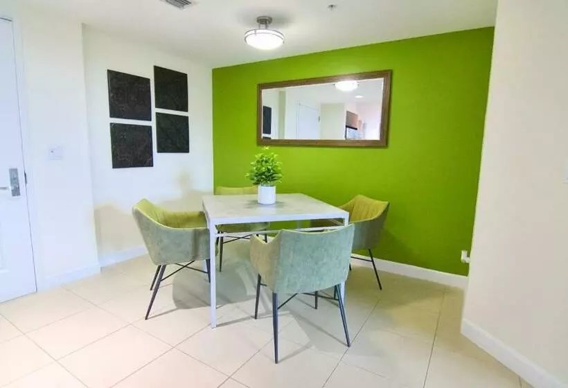 City Place, 2bd2br, Walkability 95