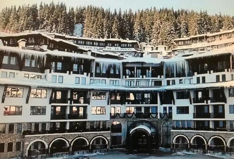 Grand Monastery Apart