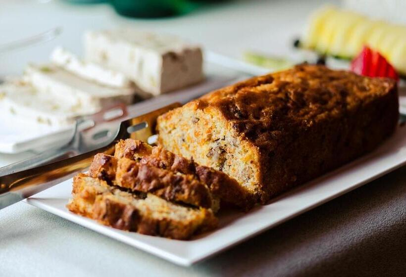 هتل Mert Boutique