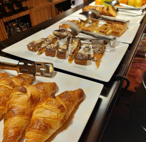 هتل Mert Boutique