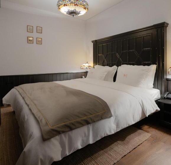 هتل Mert Boutique