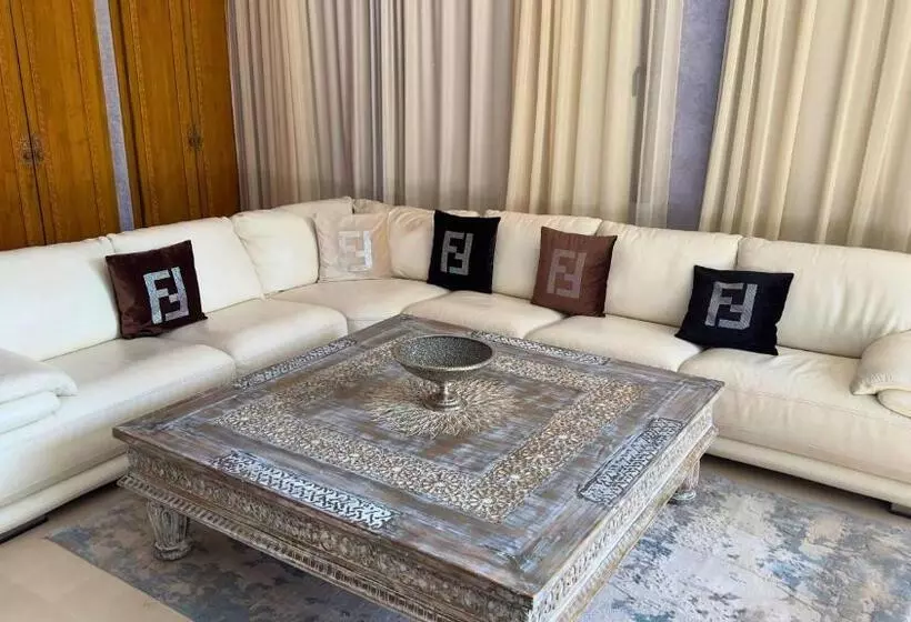 هتل Sillage Palace Sky & Spa