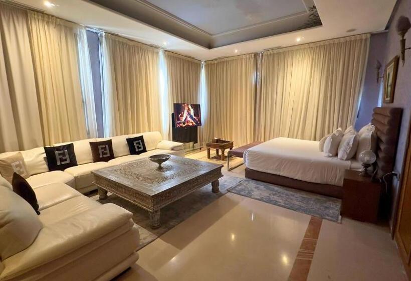 هتل Sillage Palace Sky & Spa