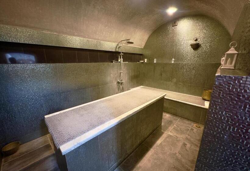 هتل Sillage Palace Sky & Spa