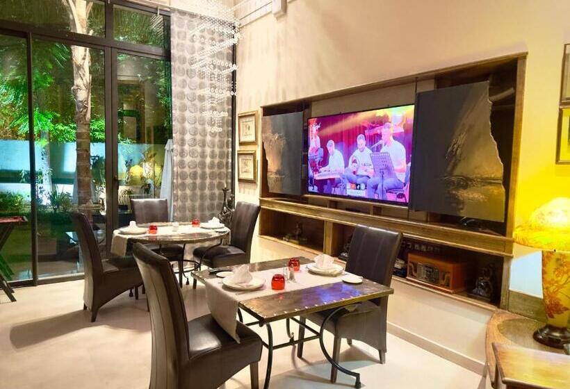 هتل Sillage Palace Sky & Spa