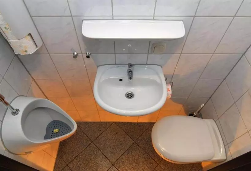 Majatalo Monteurwohnung Krings Ferienwohnung Am Steinbüchel 1