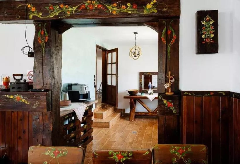 پانسیون La Colțul Castelului Bran