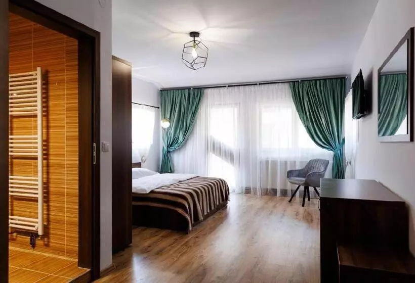 پانسیون La Colțul Castelului Bran