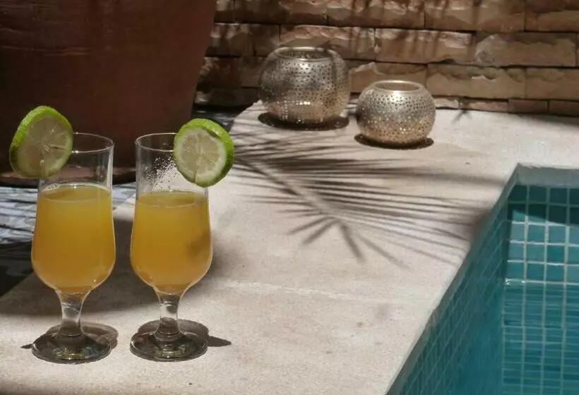 پانسیون Riad Safina