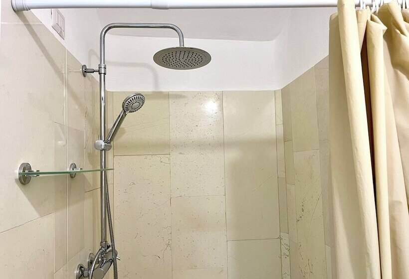 بنسيون Sal.to Nel Blu