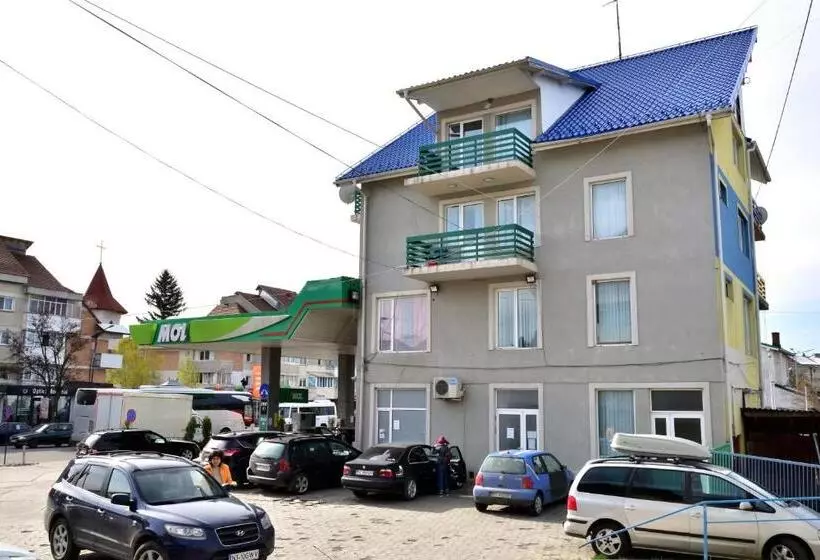 Pensiunea La Safari