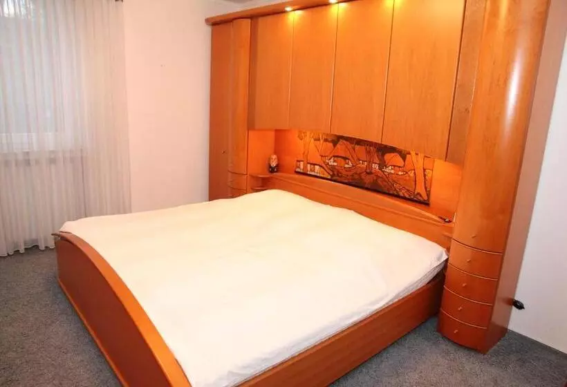 Christel Zwischenahn