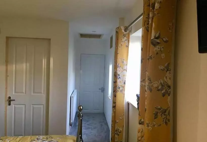 Daffodil House Annex, Cynghordy, West Wales