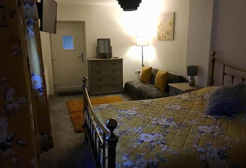 Daffodil House Annex, Cynghordy, West Wales