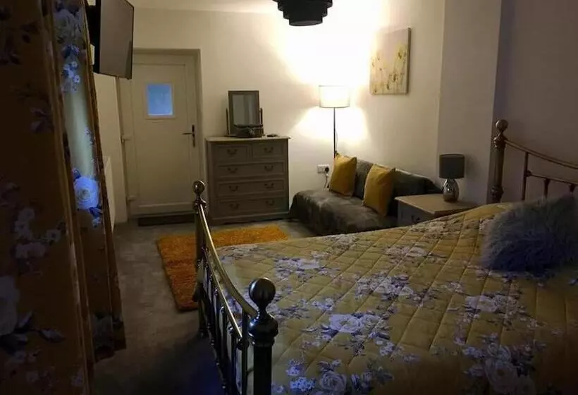 Daffodil House Annex, Cynghordy, West Wales