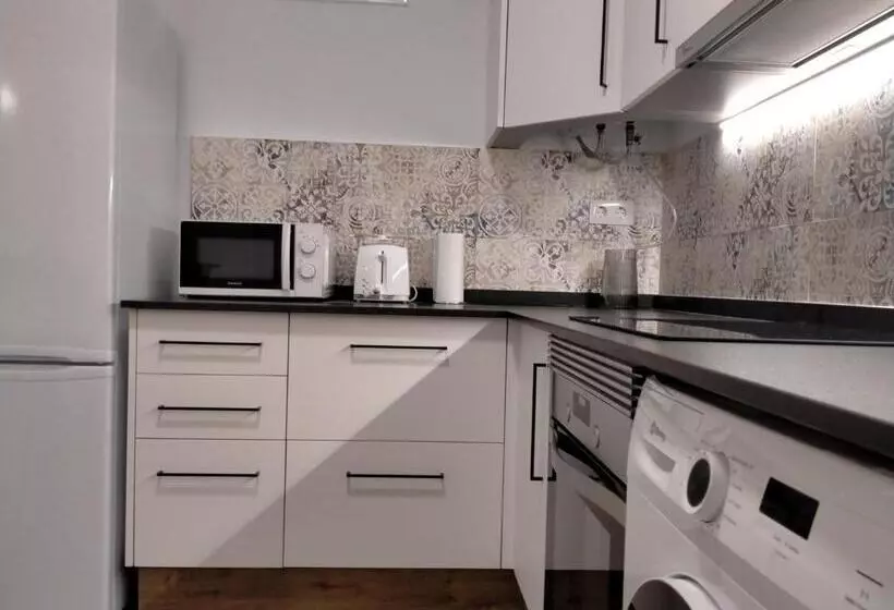 El Mercado Apartment