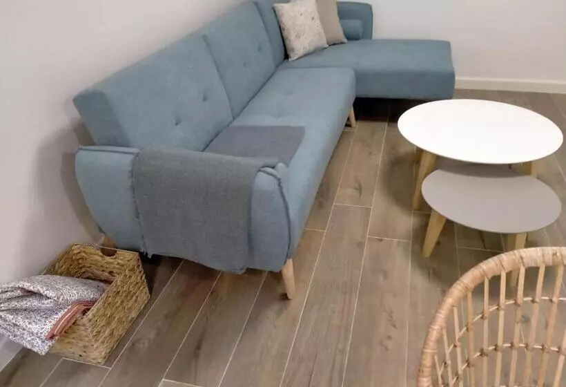 El Mercado Apartment