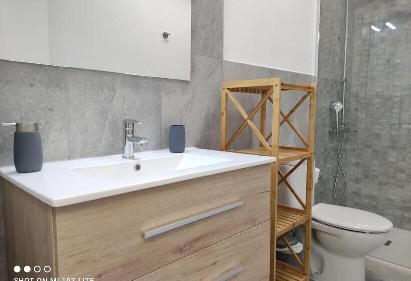 El Mercado Apartment