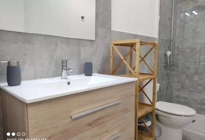 El Mercado Apartment