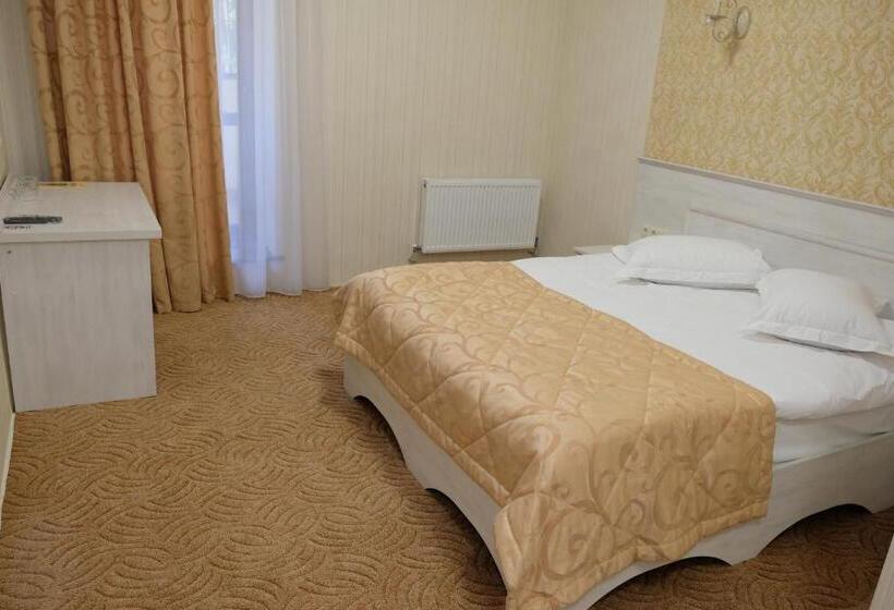 Hotel лісовий готель гайки