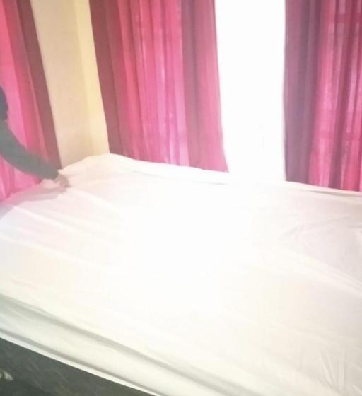 Hotell Gebby Homestay Bromo Redpartner