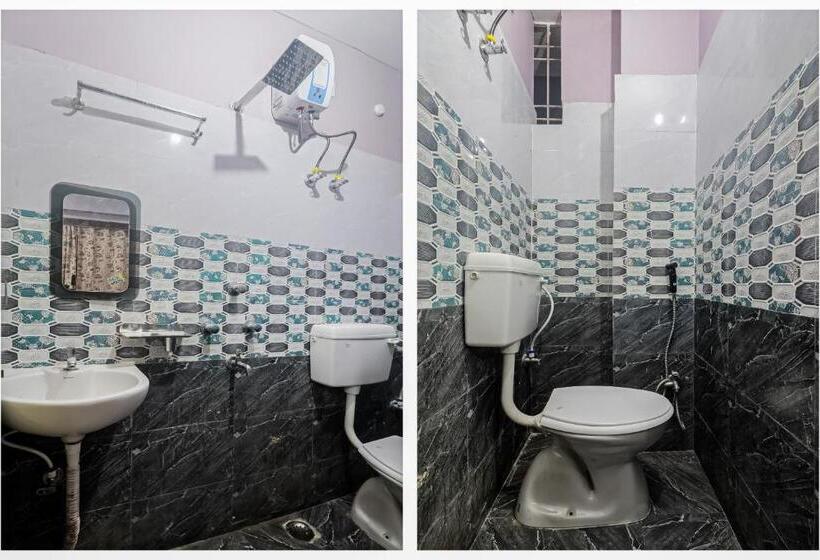 Отель Oyo Flagship 83352 Kautilya Inn