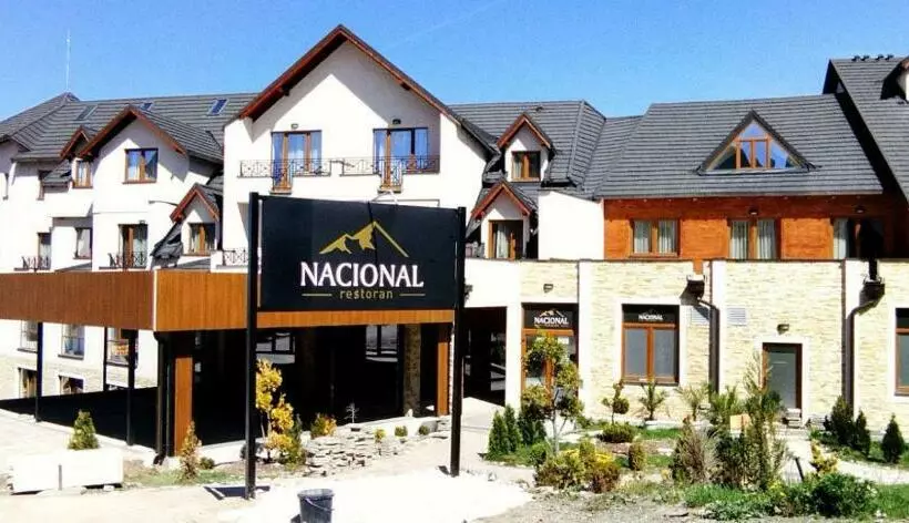 Lucky Milmari Resort