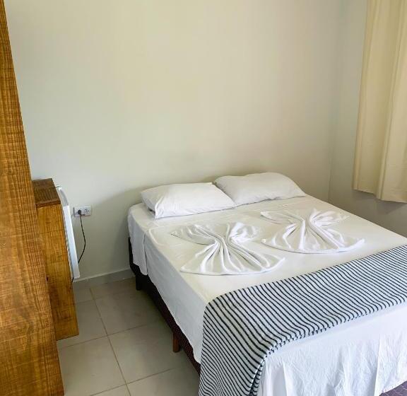 پانسیون Pousada Iapôi