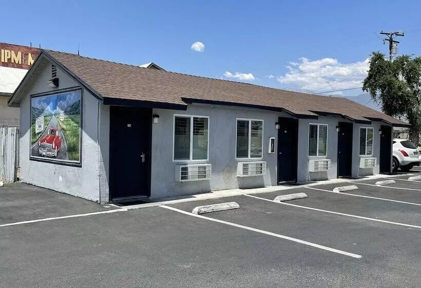 Retkeilymaja Fontana Inn