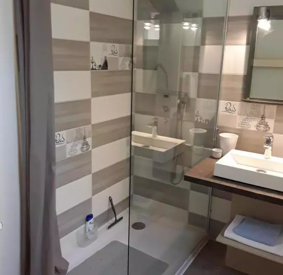 Aamiaismajoitus (B&B) Studio Du Sentier Des Ocres