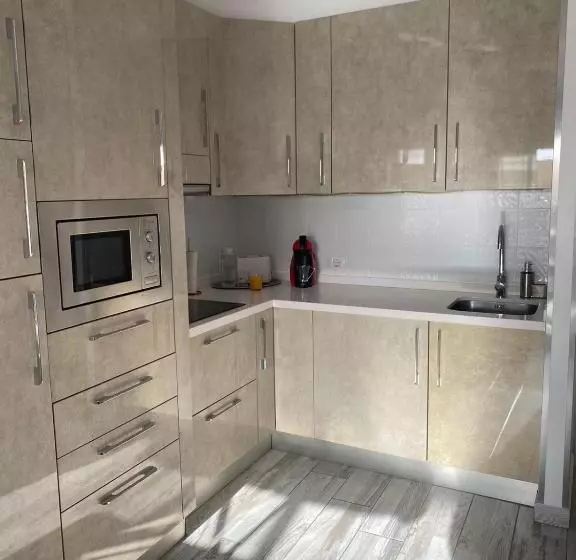 Cozy Apartment In Los Cristianos