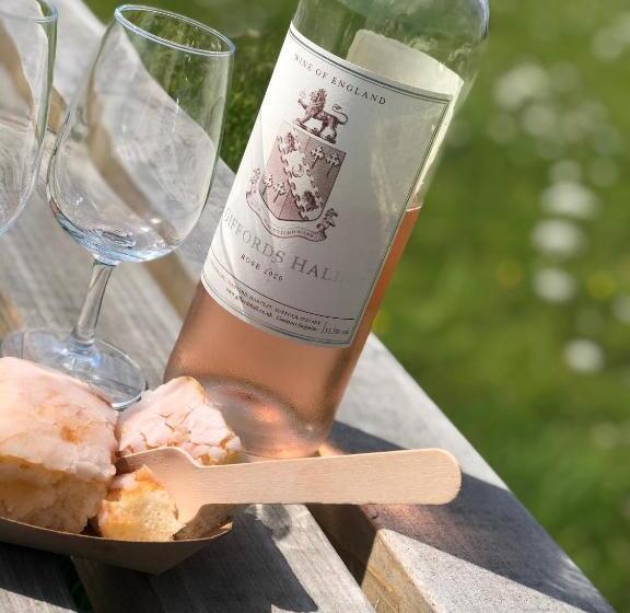 Vineyard Cottage, Hartest 2 Bed With Parking