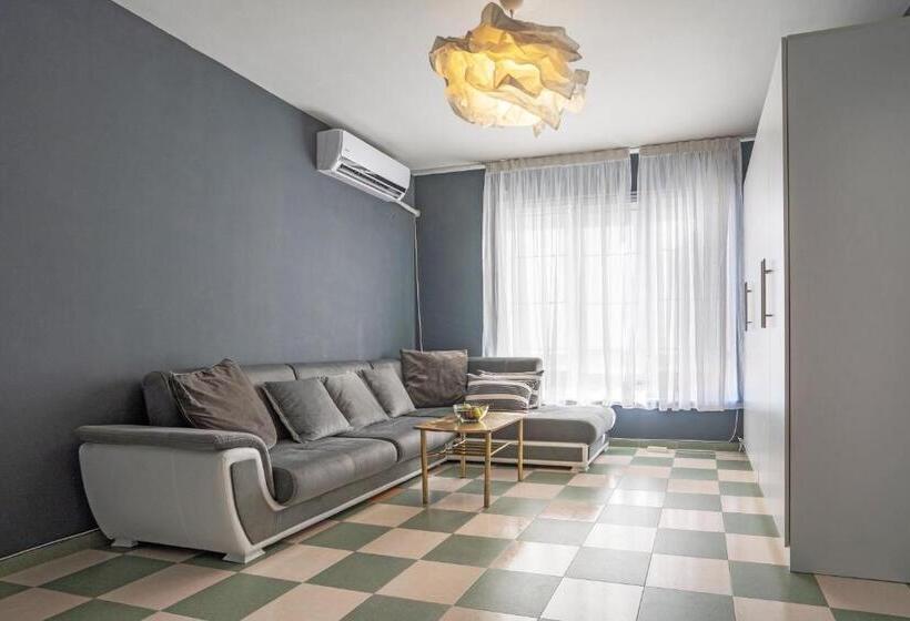 פנסיון къща за гости арт хаус   юг/ Art House   South