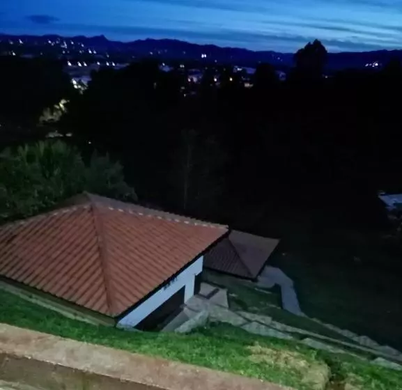 Majatalo Hostal Hollywood Inn Ii