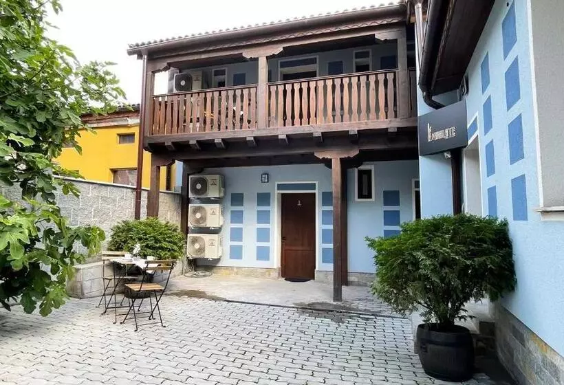 апартхотел конниците