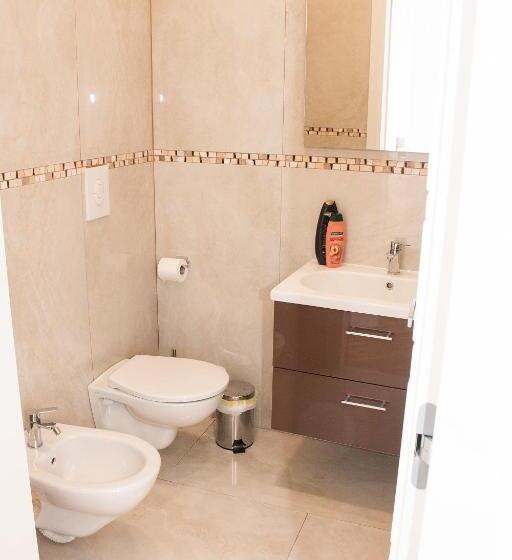 تختخواب و صبحانه Barbaja Suites In Street Toledo 205