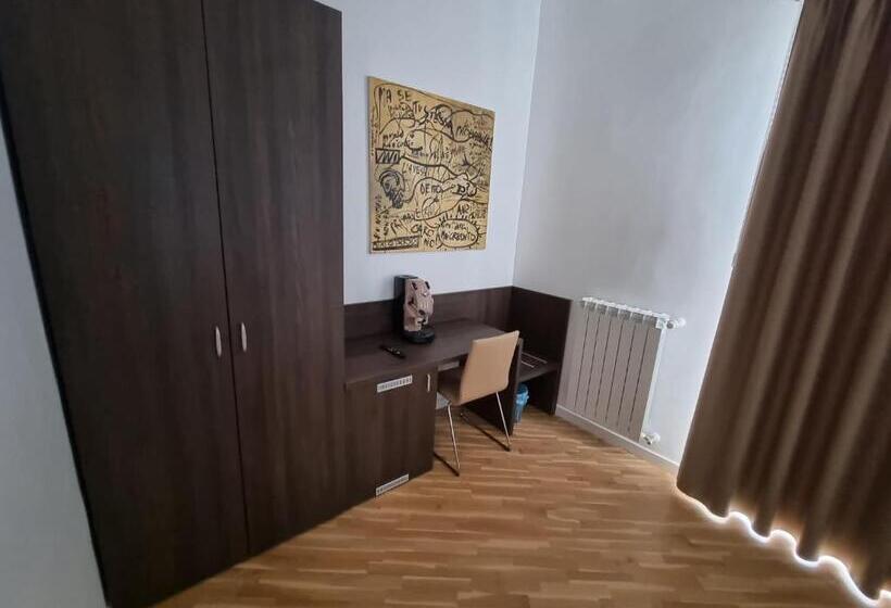 تختخواب و صبحانه Barbaja Suites In Street Toledo 205